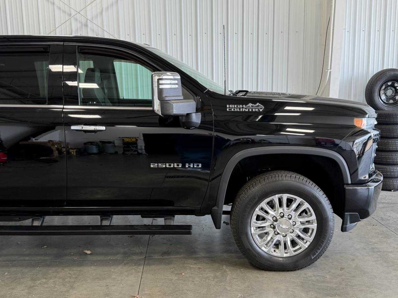 Chevrolet Silverado 2500HD 4WD Crew Cab 159" High Country 2020