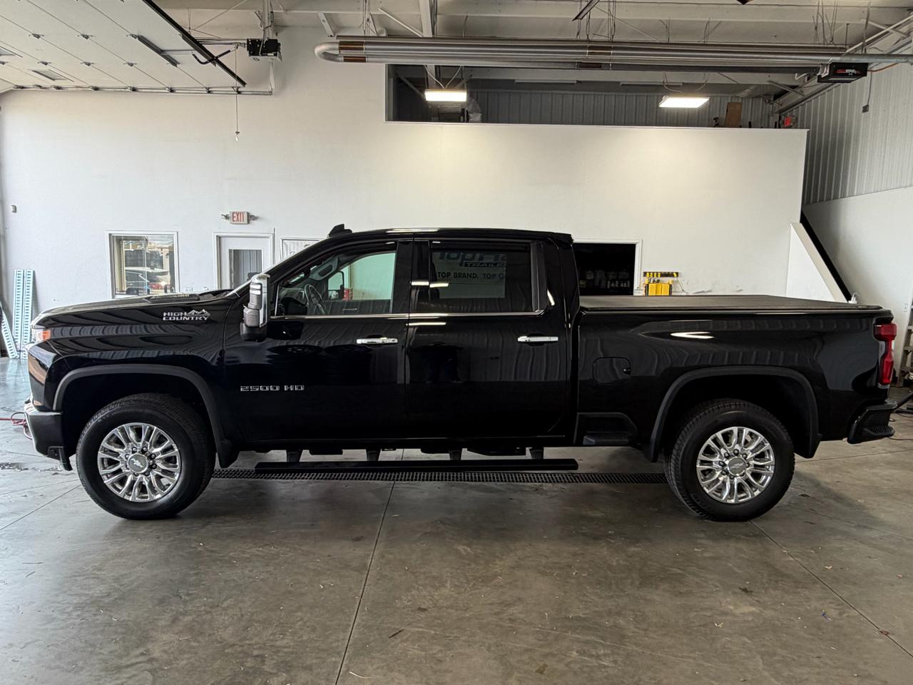 Chevrolet Silverado 2500HD 4WD Crew Cab 159" High Country 2020