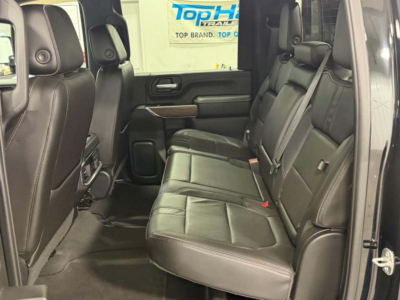 Chevrolet Silverado 2500HD 4WD Crew Cab 159" High Country 2020