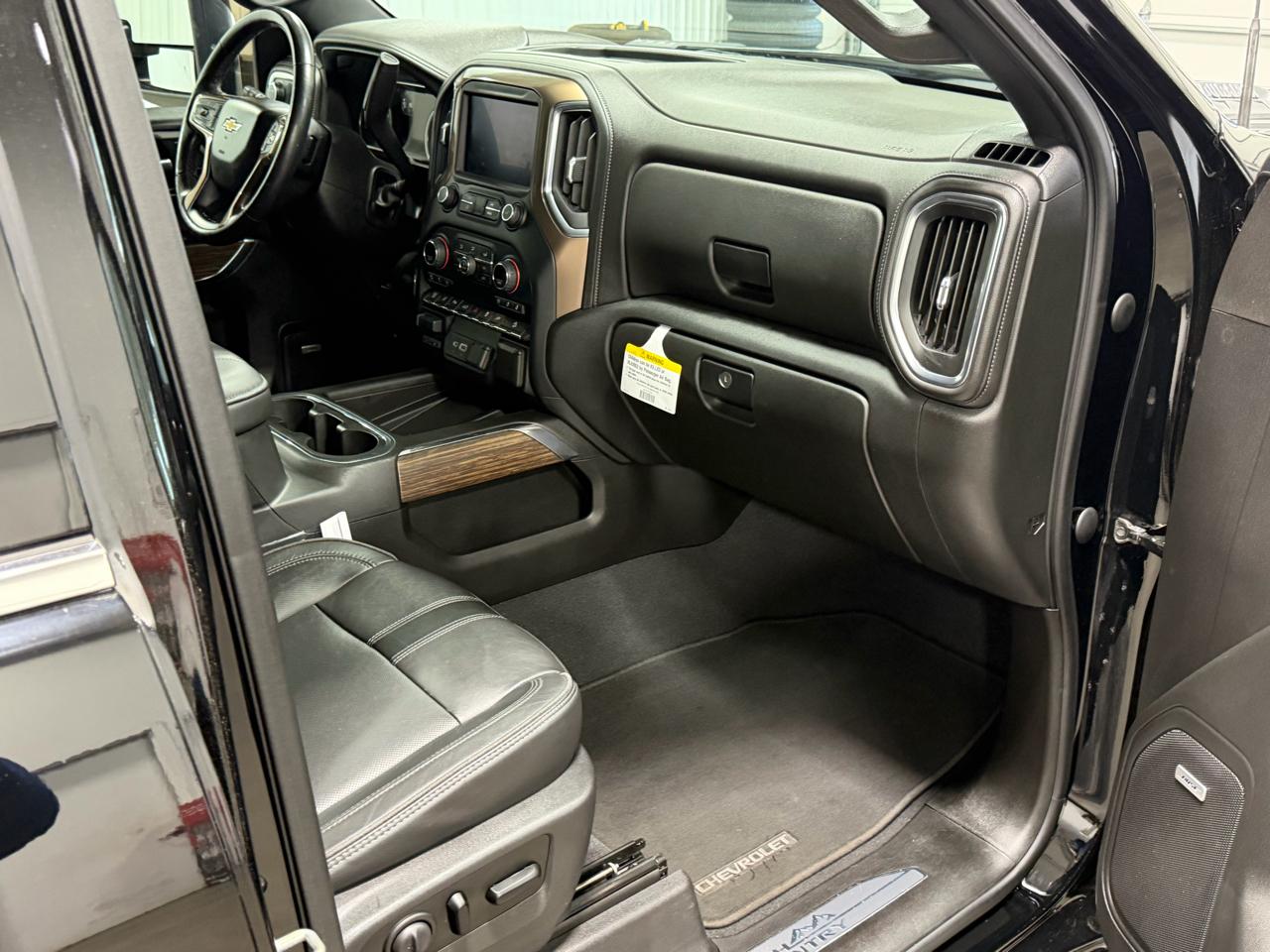 Chevrolet Silverado 2500HD 4WD Crew Cab 159" High Country 2020