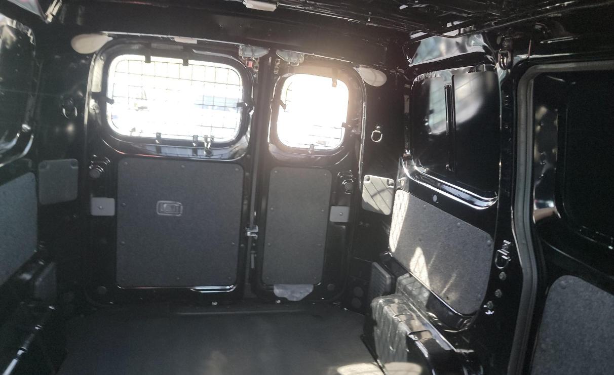 Nissan NV200 Compact Cargo I4 SV 2021