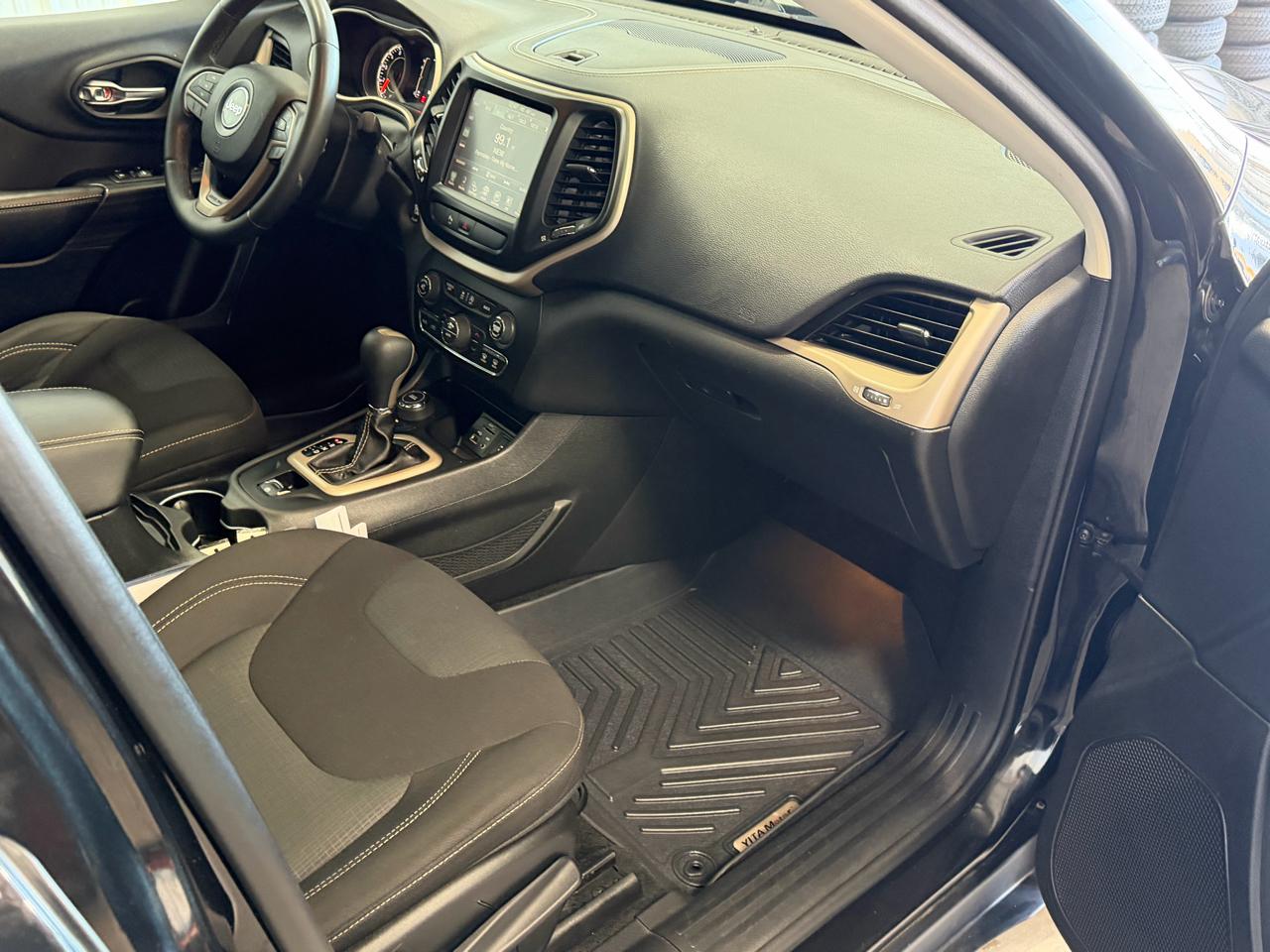 Jeep Cherokee 4WD 4dr Altitude *Ltd Avail* 2016