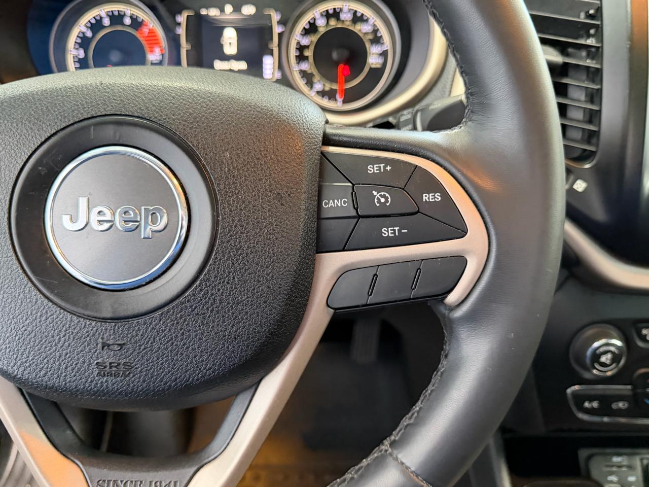 Jeep Cherokee 4WD 4dr Altitude *Ltd Avail* 2016