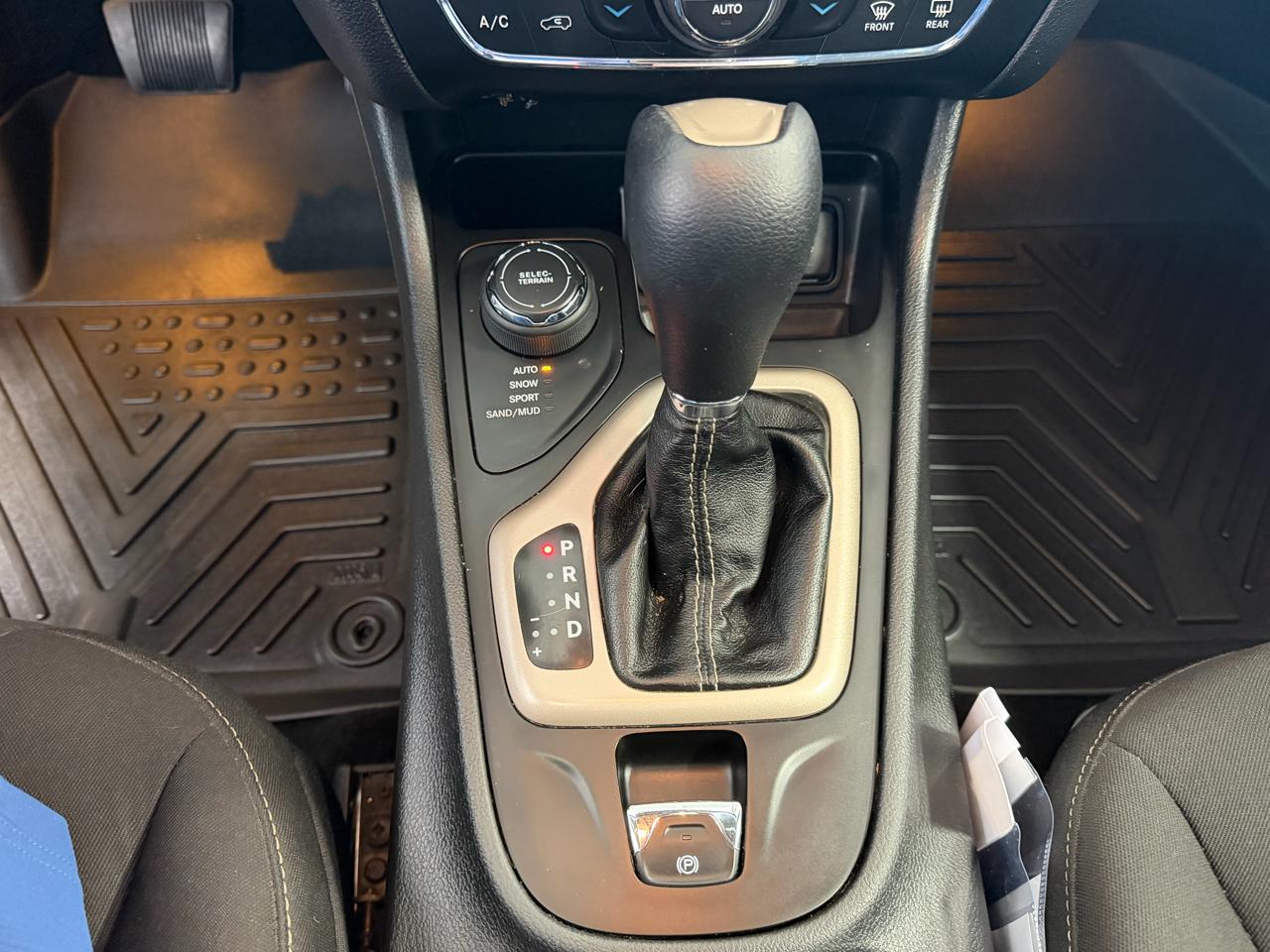 Jeep Cherokee 4WD 4dr Altitude *Ltd Avail* 2016