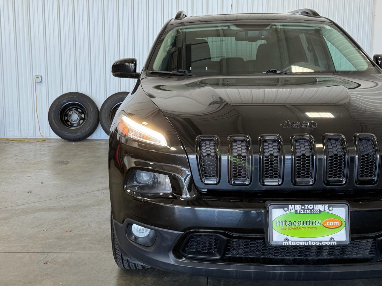 Jeep Cherokee 4WD 4dr Altitude *Ltd Avail* 2016