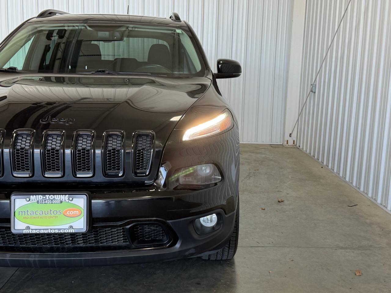 Jeep Cherokee 4WD 4dr Altitude *Ltd Avail* 2016