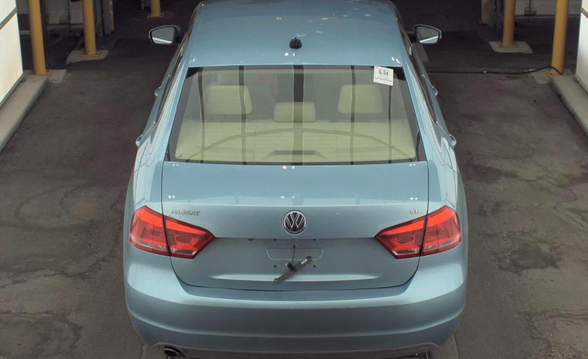 Volkswagen Passat 4dr Sdn 2.5L Auto SE 2013