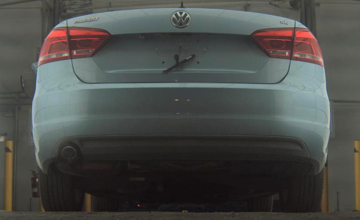 Volkswagen Passat 4dr Sdn 2.5L Auto SE 2013