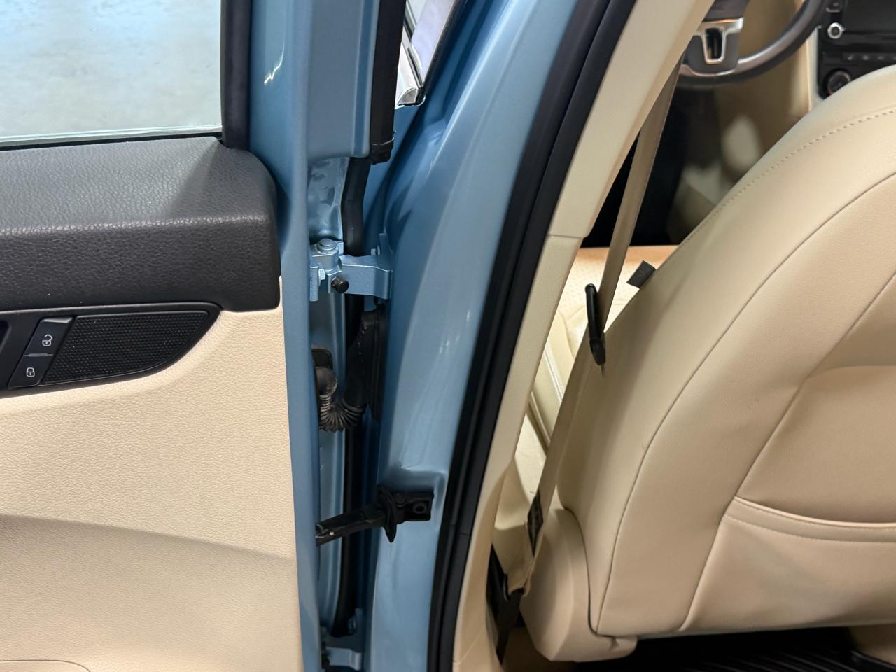 Volkswagen Passat 4dr Sdn 2.5L Auto SE 2013