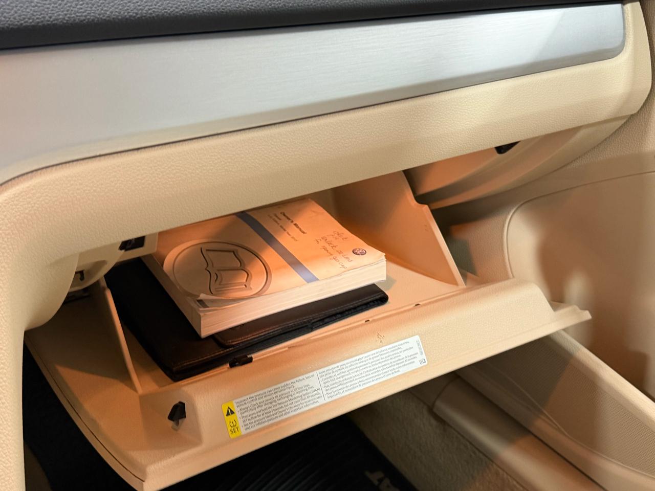 Volkswagen Passat 4dr Sdn 2.5L Auto SE 2013