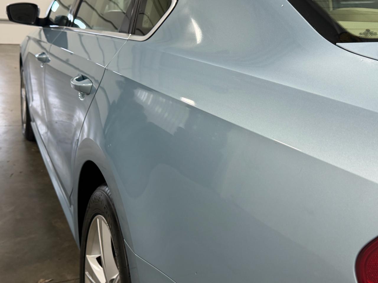 Volkswagen Passat 4dr Sdn 2.5L Auto SE 2013