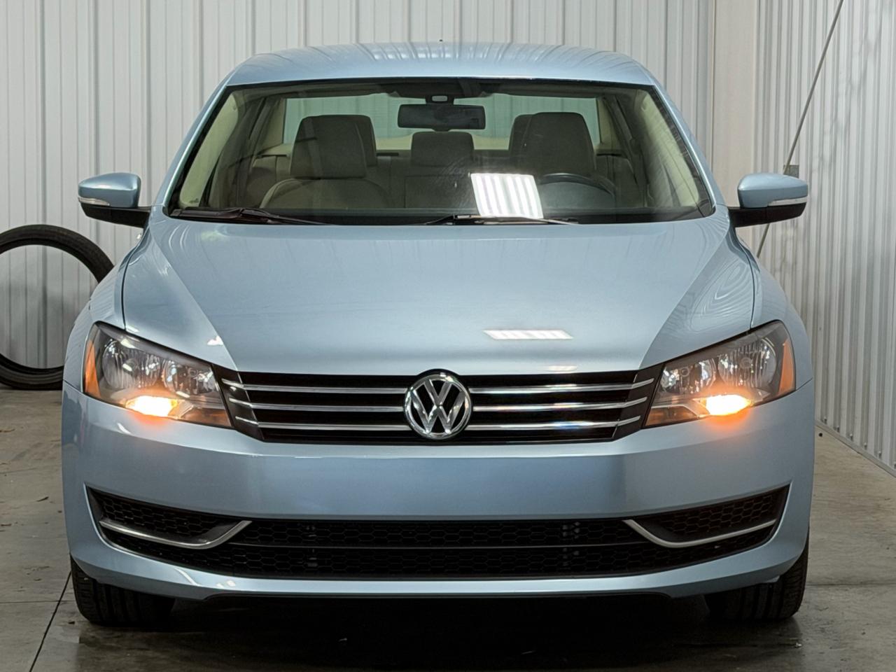 Volkswagen Passat 4dr Sdn 2.5L Auto SE 2013