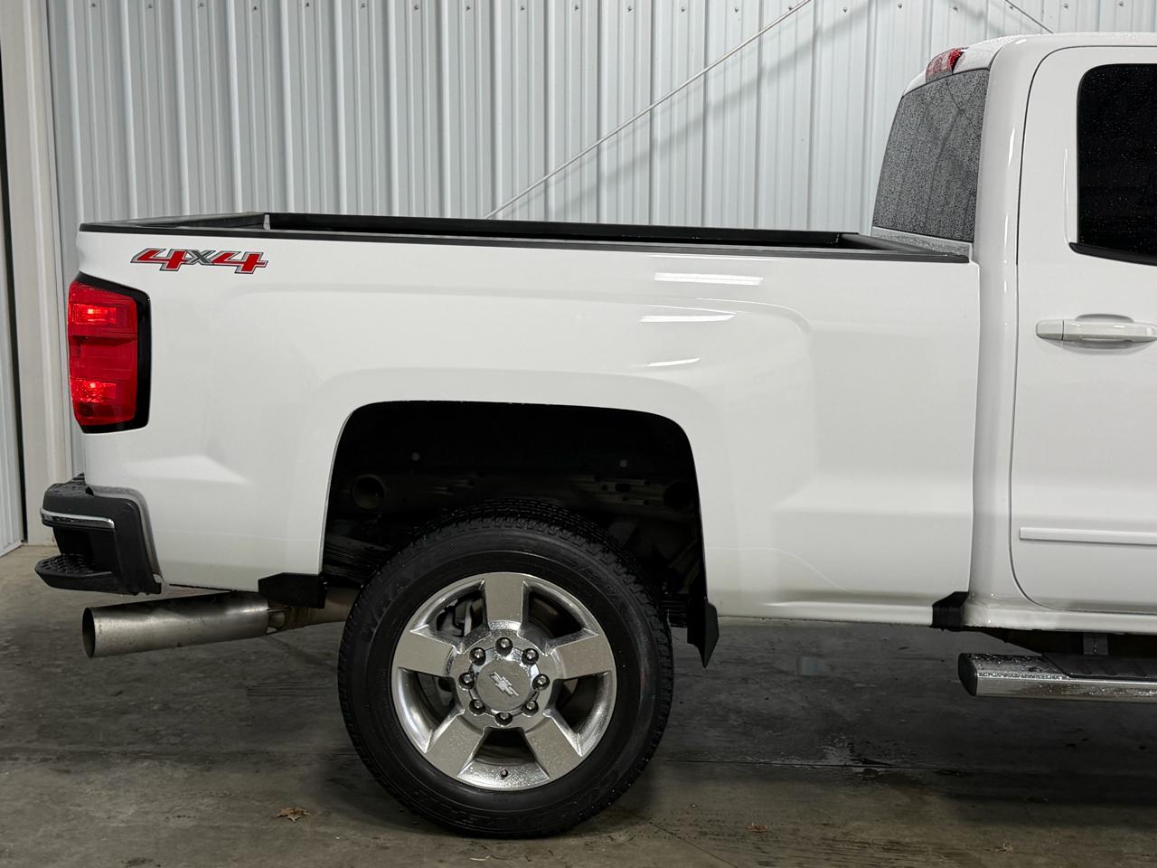 Chevrolet Silverado 2500HD 4WD Crew Cab 153.7" LT 2016