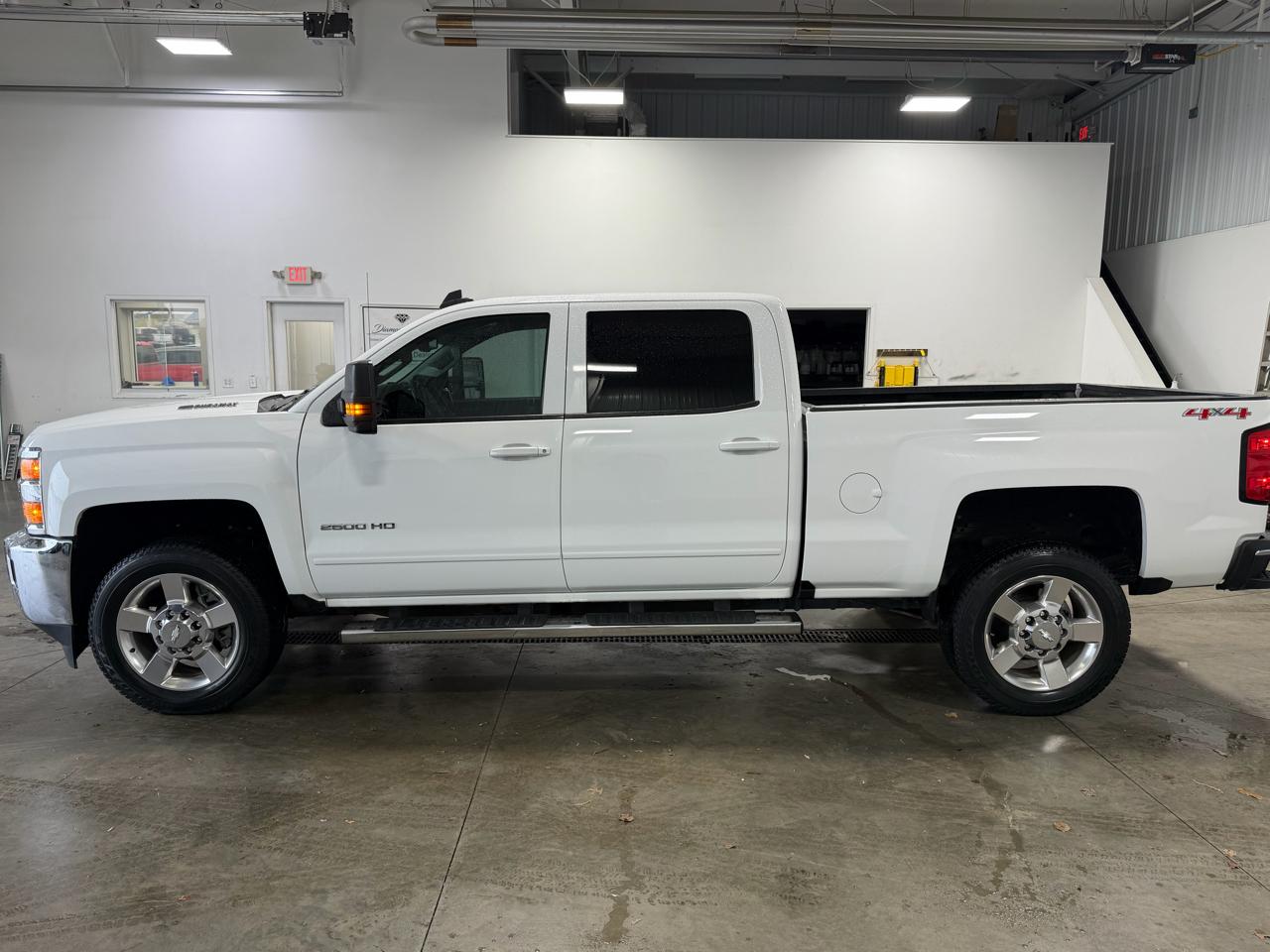 Chevrolet Silverado 2500HD 4WD Crew Cab 153.7" LT 2016