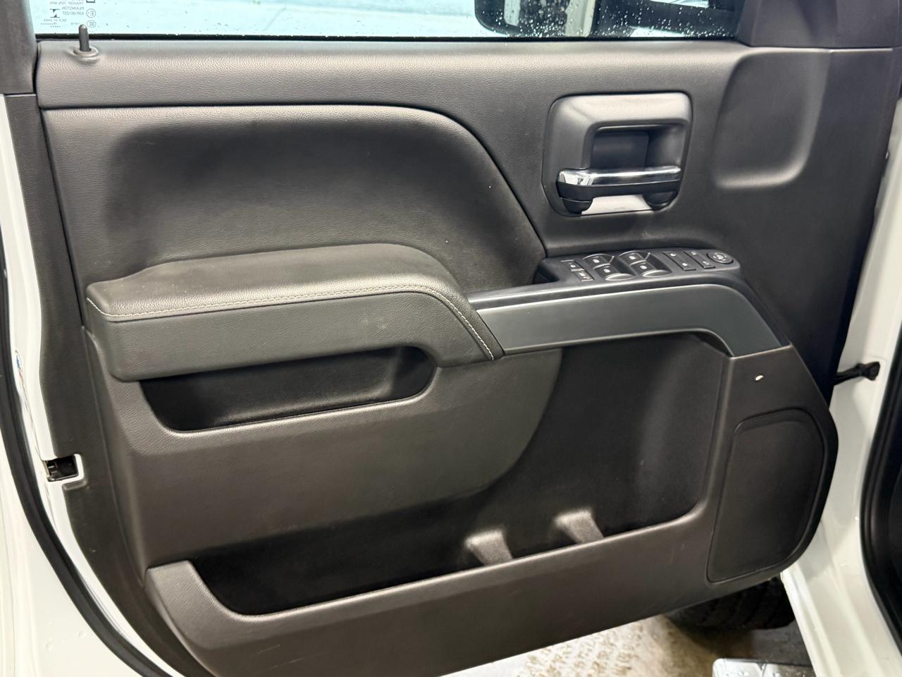 Chevrolet Silverado 2500HD 4WD Crew Cab 153.7" LT 2016