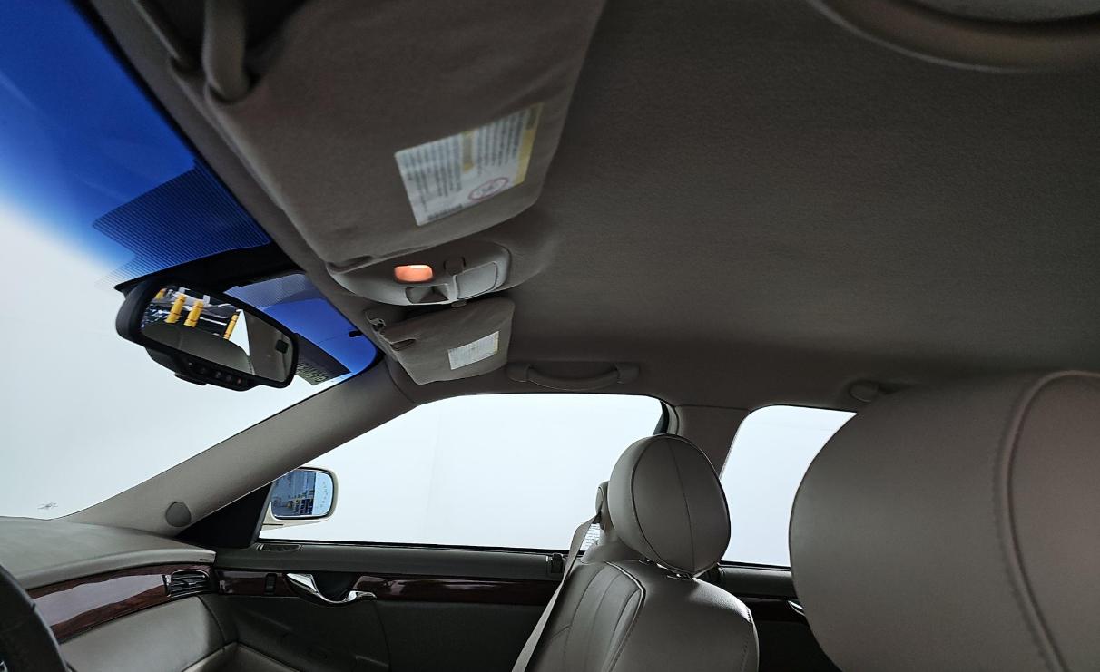 Cadillac DeVille 4dr Sdn w/Livery Pkg 2005