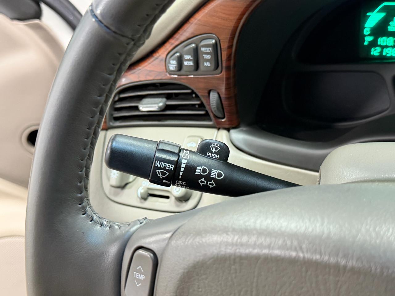 Cadillac DeVille 4dr Sdn w/Livery Pkg 2005