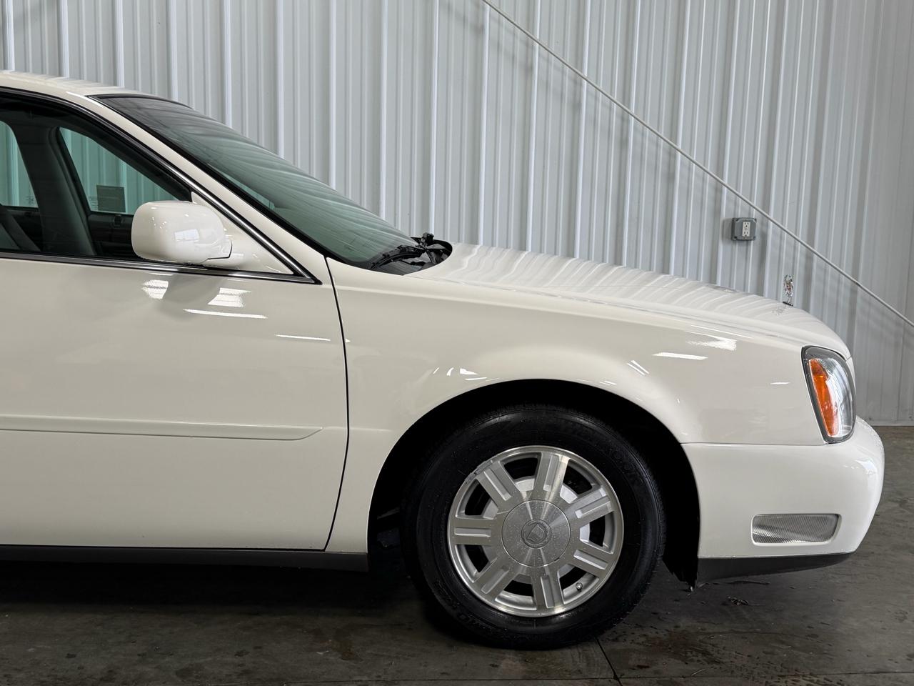 Cadillac DeVille 4dr Sdn w/Livery Pkg 2005