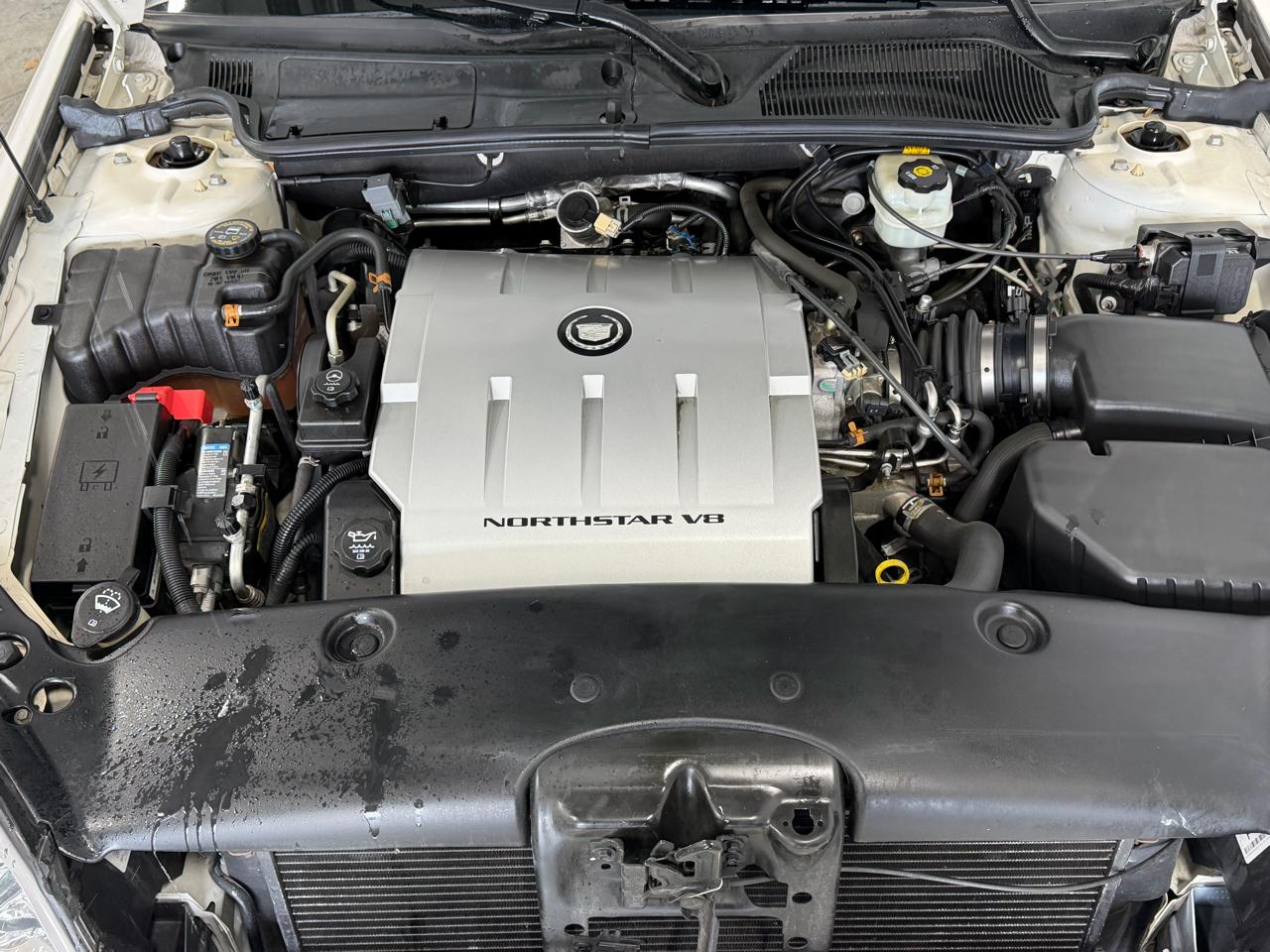 Cadillac DeVille 4dr Sdn w/Livery Pkg 2005