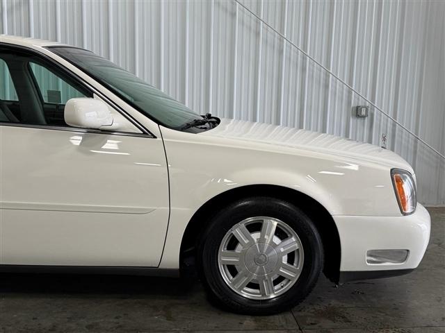 Cadillac DeVille 4dr Sdn w/Livery Pkg 2005