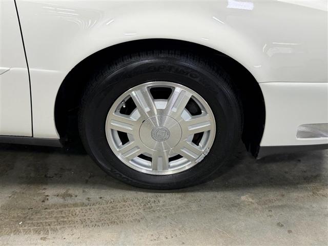 Cadillac DeVille 4dr Sdn w/Livery Pkg 2005