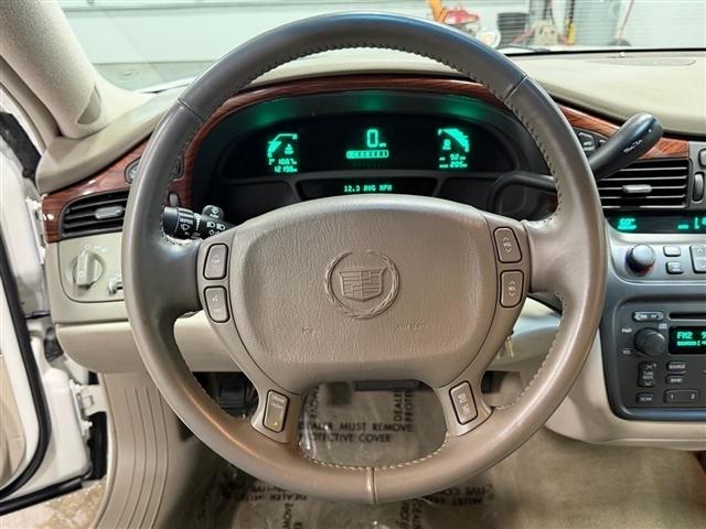 Cadillac DeVille 4dr Sdn w/Livery Pkg 2005