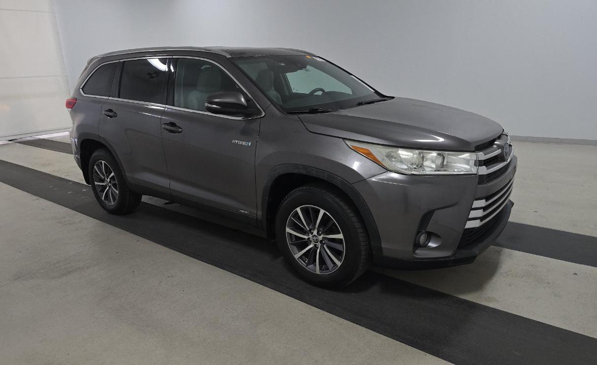 Toyota Highlander Hybrid XLE V6 AWD (Natl) 2019