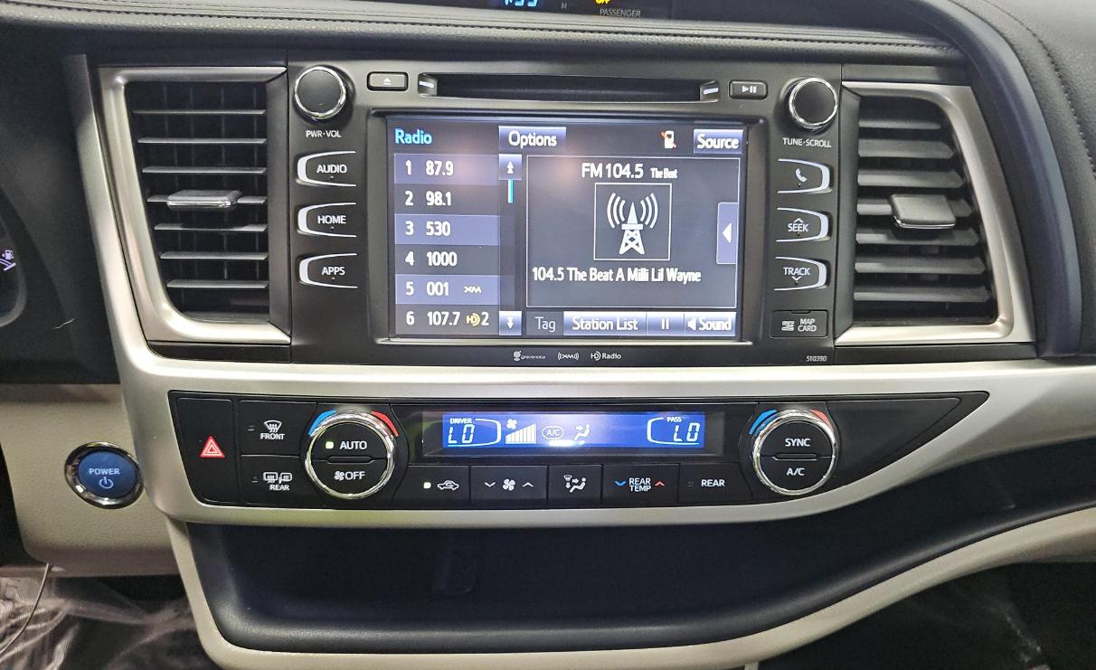 Toyota Highlander Hybrid XLE V6 AWD (Natl) 2019