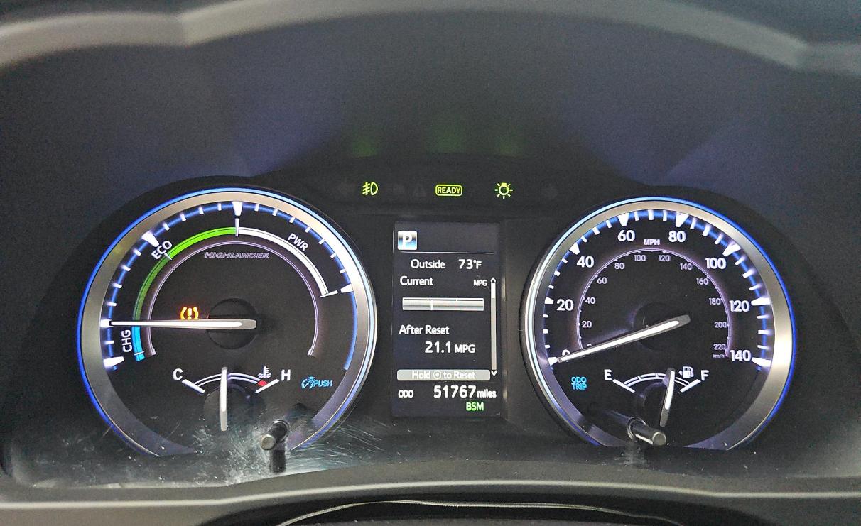 Toyota Highlander Hybrid XLE V6 AWD (Natl) 2019