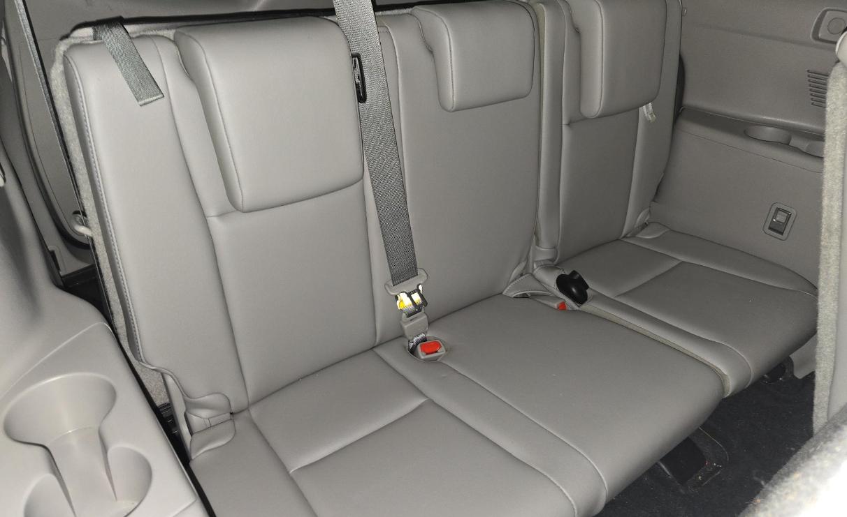 Toyota Highlander Hybrid XLE V6 AWD (Natl) 2019