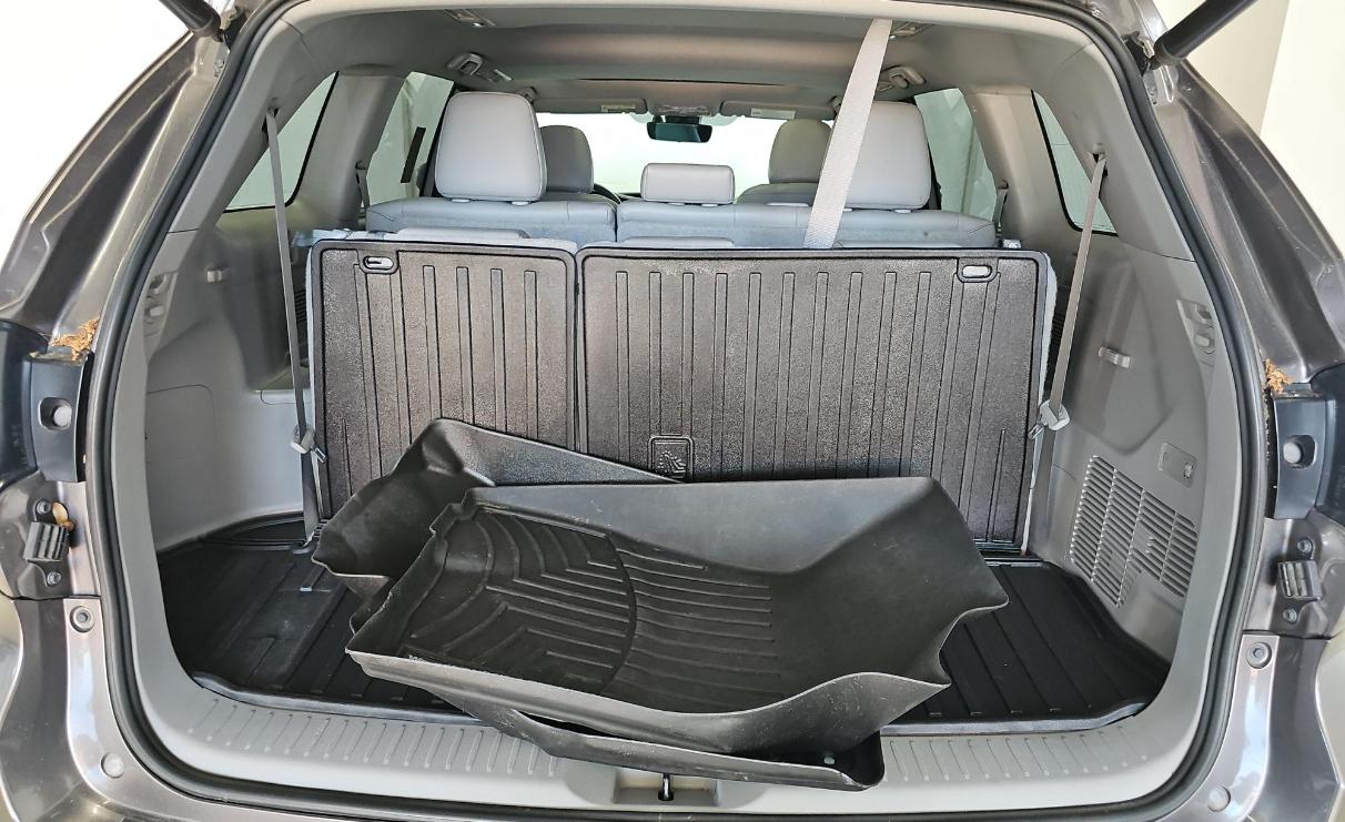 Toyota Highlander Hybrid XLE V6 AWD (Natl) 2019