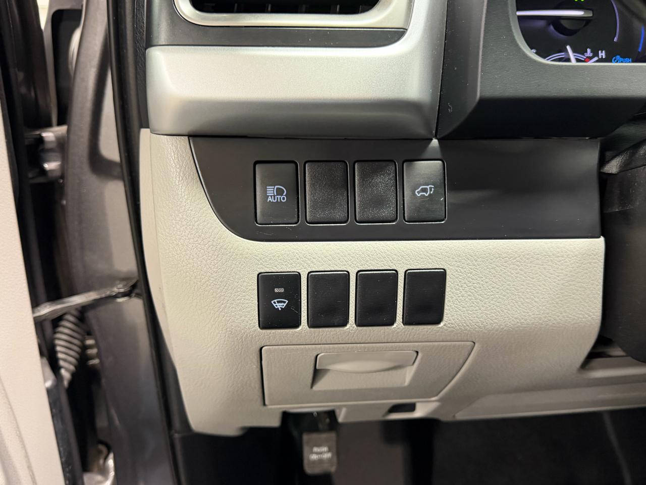 Toyota Highlander Hybrid XLE V6 AWD (Natl) 2019