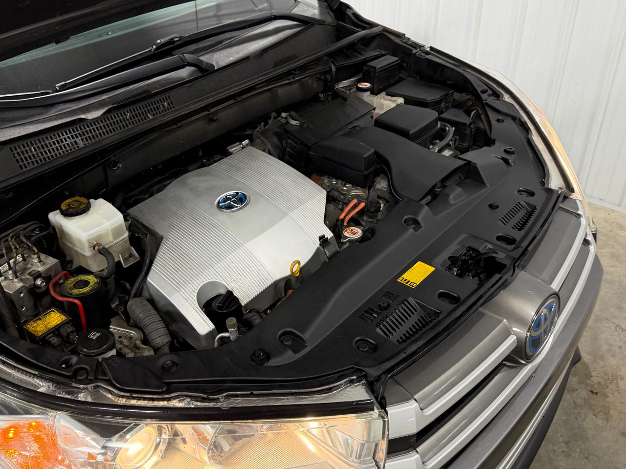 Toyota Highlander Hybrid XLE V6 AWD (Natl) 2019