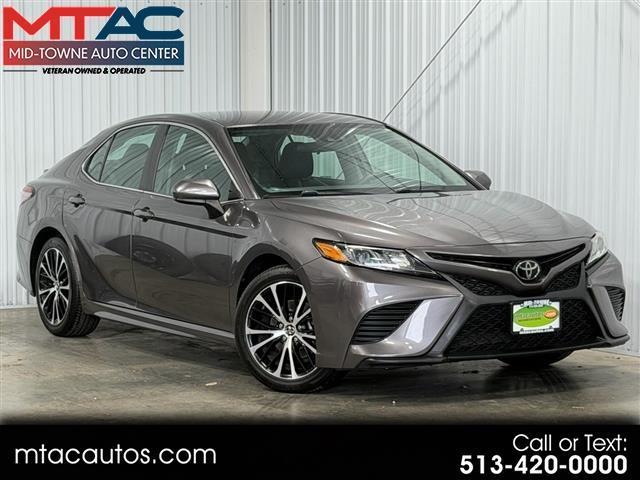 Gray 2019 Toyota Camry Sedan Front-Wheel Drive Automatic