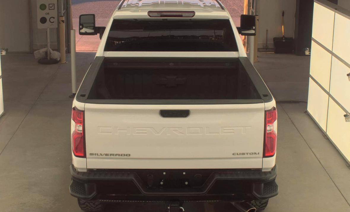 Chevrolet Silverado 2500HD 4WD Crew Cab 159" Custom 2020