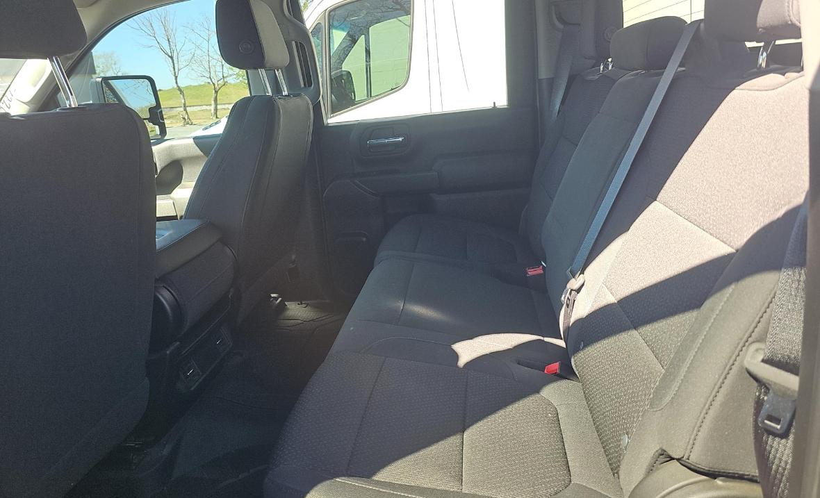 Chevrolet Silverado 2500HD 4WD Crew Cab 159" Custom 2020