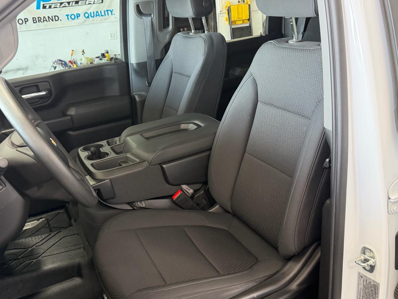 Chevrolet Silverado 2500HD 4WD Crew Cab 159" Custom 2020