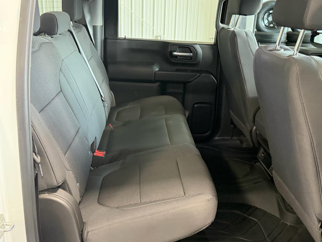 Chevrolet Silverado 2500HD 4WD Crew Cab 159" Custom 2020