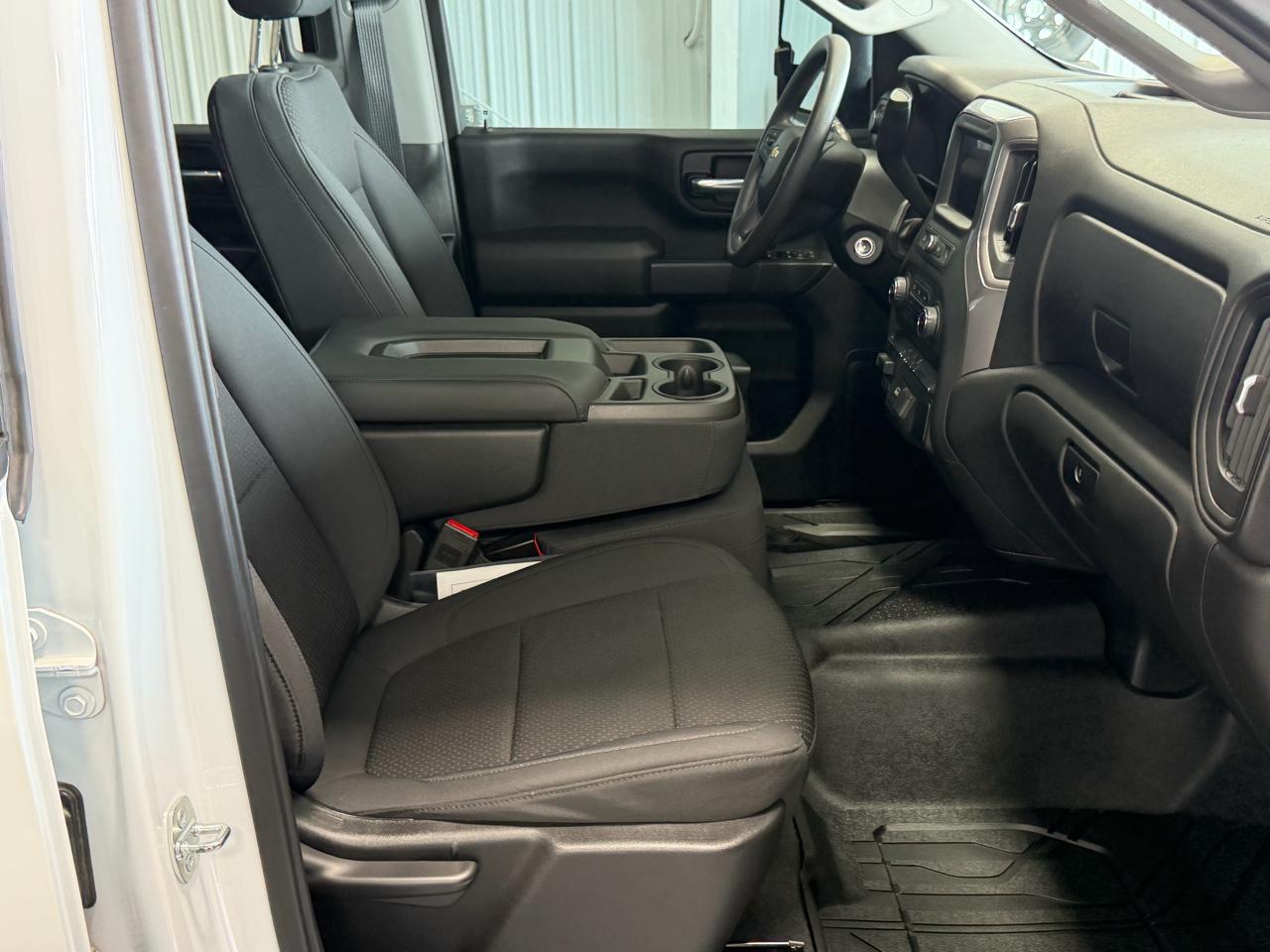 Chevrolet Silverado 2500HD 4WD Crew Cab 159" Custom 2020