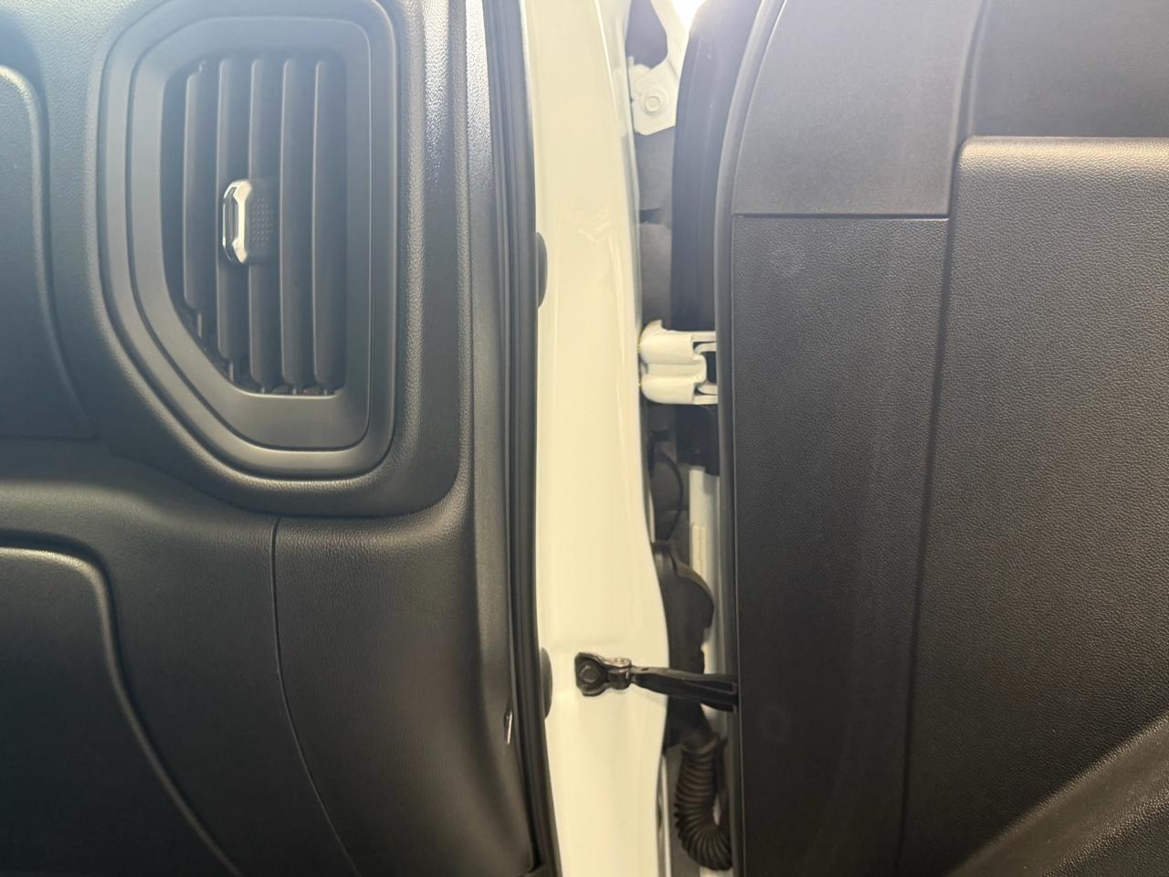 Chevrolet Silverado 2500HD 4WD Crew Cab 159" Custom 2020