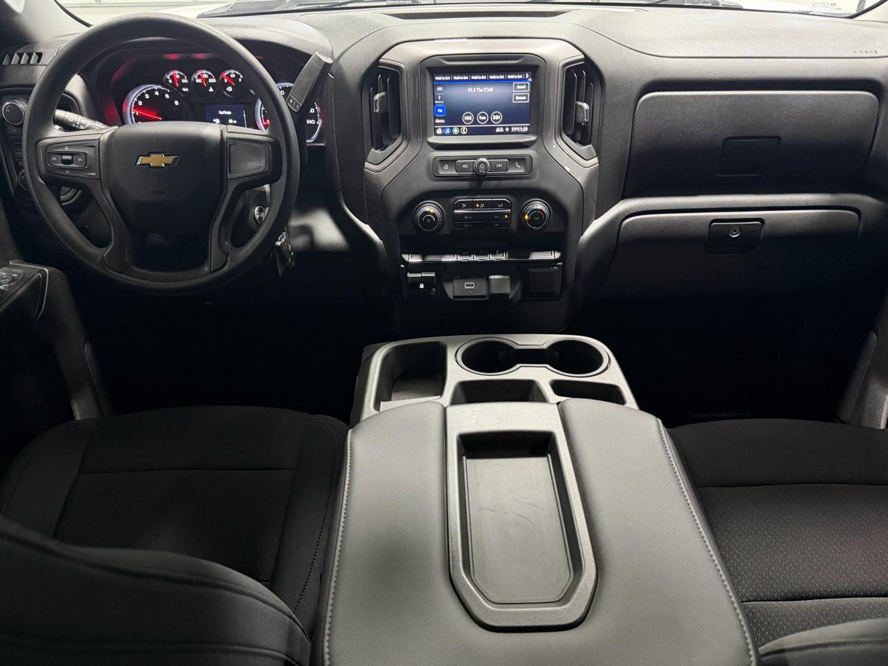 Chevrolet Silverado 2500HD 4WD Crew Cab 159" Custom 2020