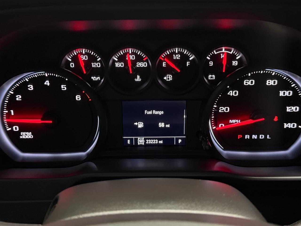 Chevrolet Silverado 2500HD 4WD Crew Cab 159" Custom 2020