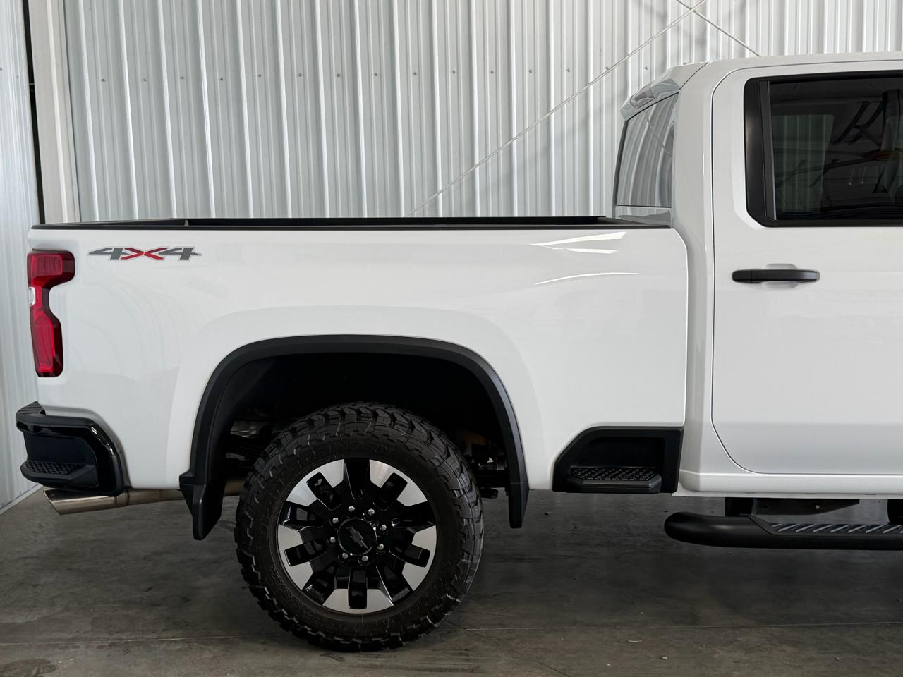 Chevrolet Silverado 2500HD 4WD Crew Cab 159" Custom 2020