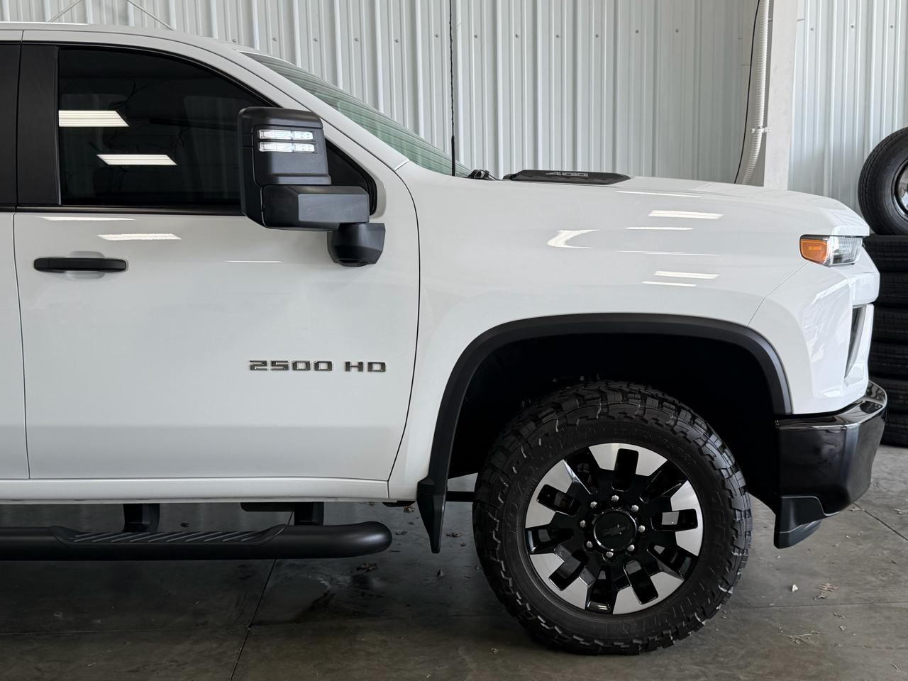 Chevrolet Silverado 2500HD 4WD Crew Cab 159" Custom 2020