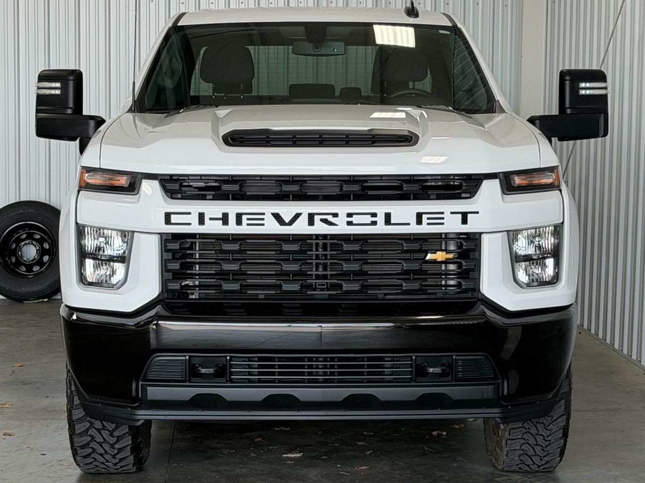 Chevrolet Silverado 2500HD 4WD Crew Cab 159" Custom 2020