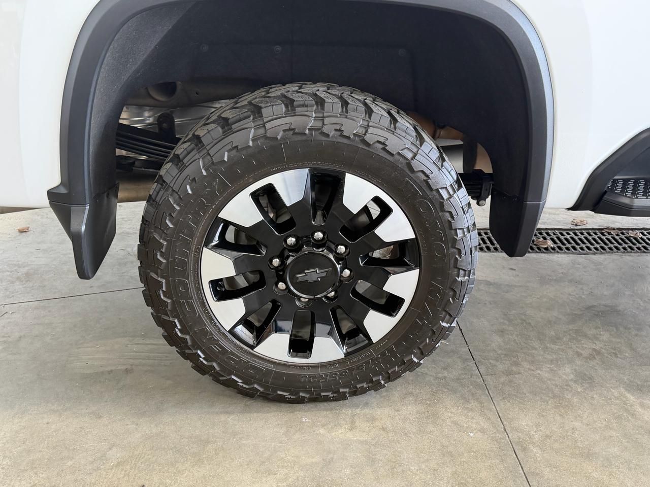 Chevrolet Silverado 2500HD 4WD Crew Cab 159" Custom 2020