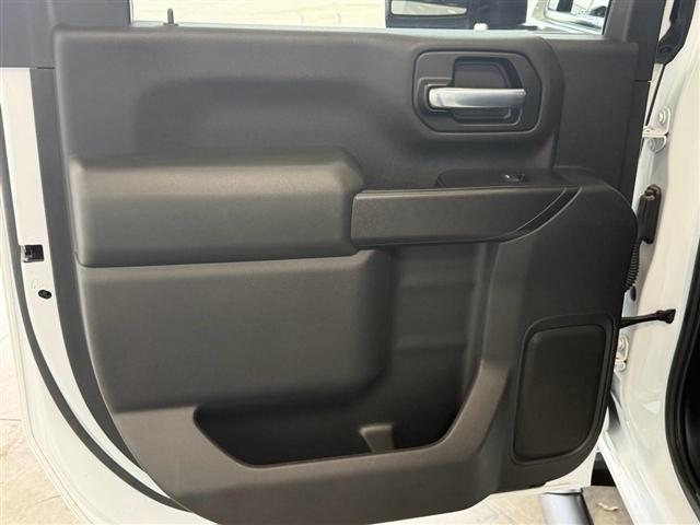 Chevrolet Silverado 2500HD 4WD Crew Cab 159" Custom 2020