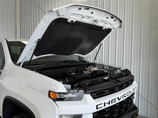 Chevrolet Silverado 2500HD 4WD Crew Cab 159" Custom 2020