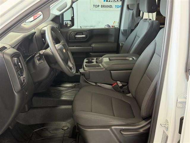 Chevrolet Silverado 2500HD 4WD Crew Cab 159" Custom 2020