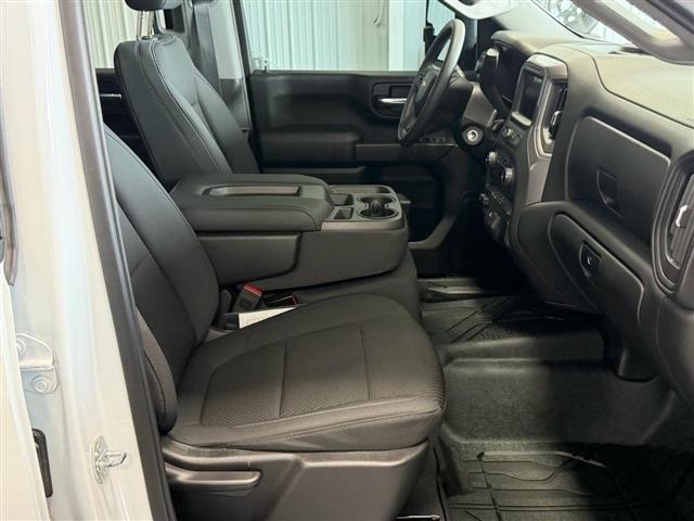 Chevrolet Silverado 2500HD 4WD Crew Cab 159" Custom 2020
